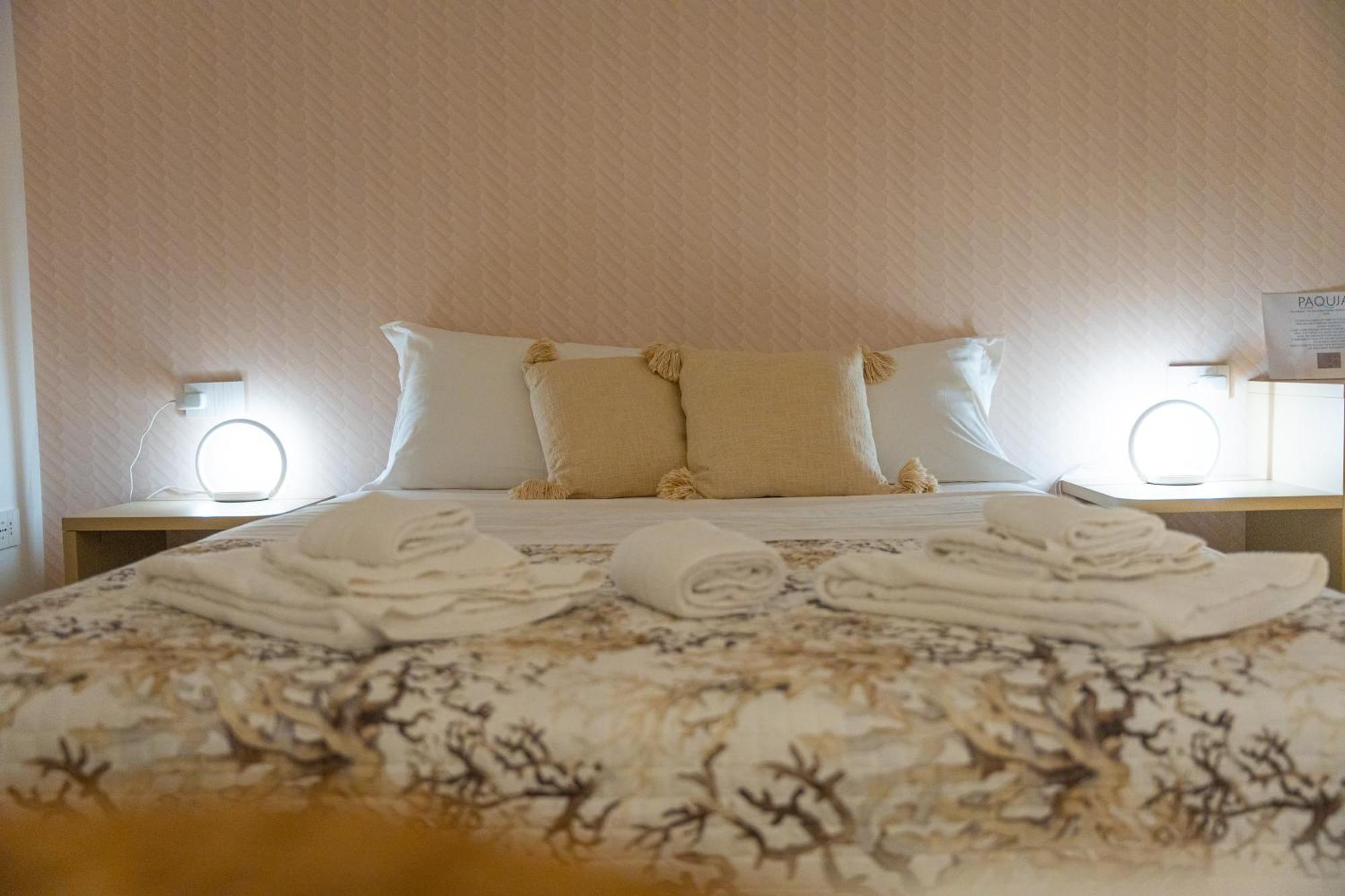 Paquja Lejlighedshotel Quartu Sant'Elena Eksteriør billede